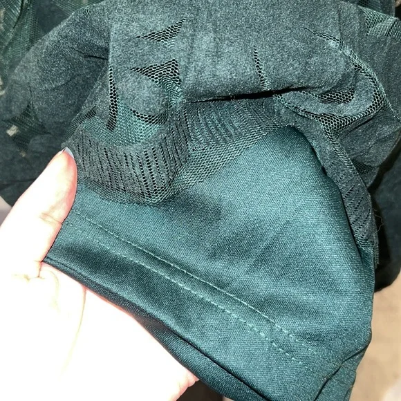 Vici Elegant Green Evening Dress - Picture 11 of 12